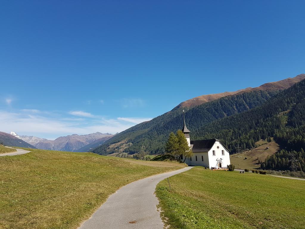 Chalet Daheim Reckingen ภายนอก รูปภาพ