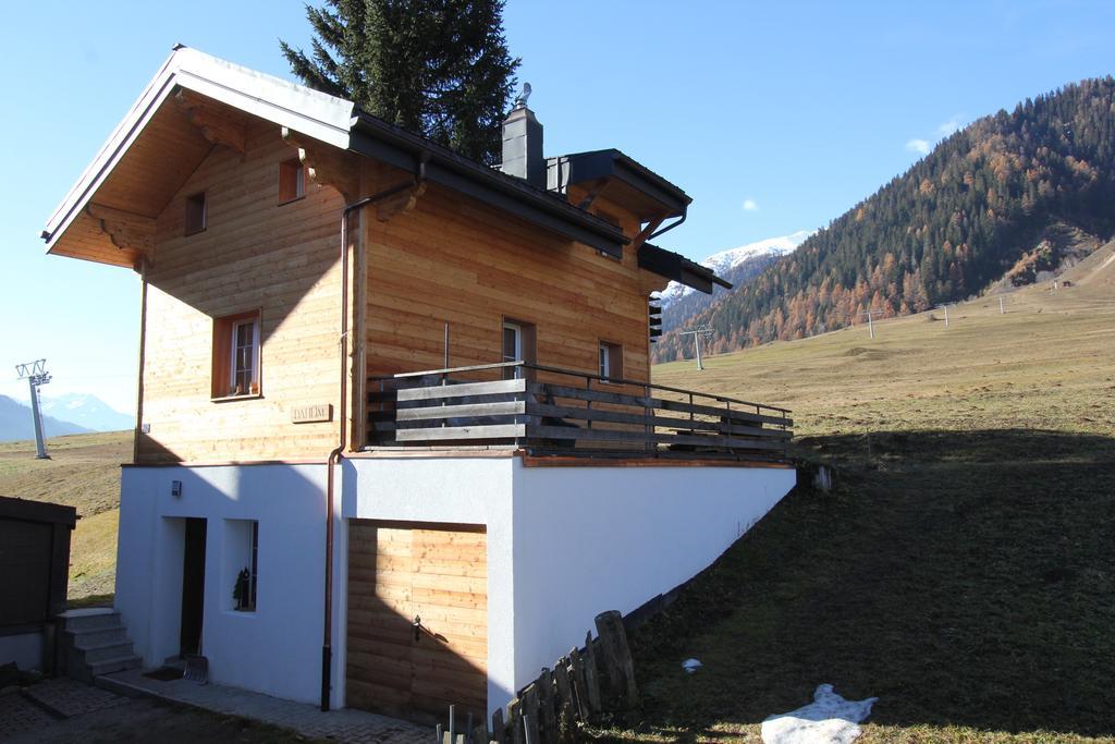 Chalet Daheim Reckingen ภายนอก รูปภาพ