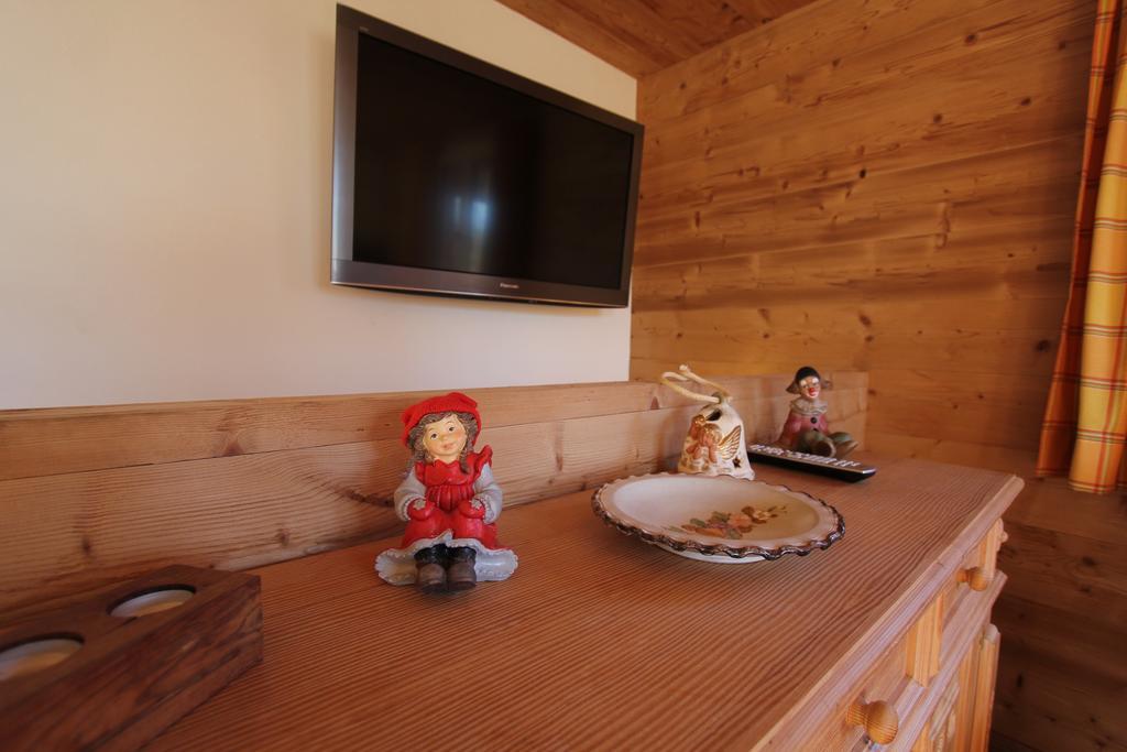 Chalet Daheim Reckingen ภายนอก รูปภาพ